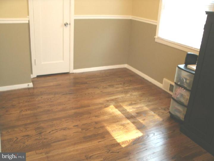 218 Countiss Avenue Lindenwold, NJ 08021 - Photo 10 of 24 Bedroom