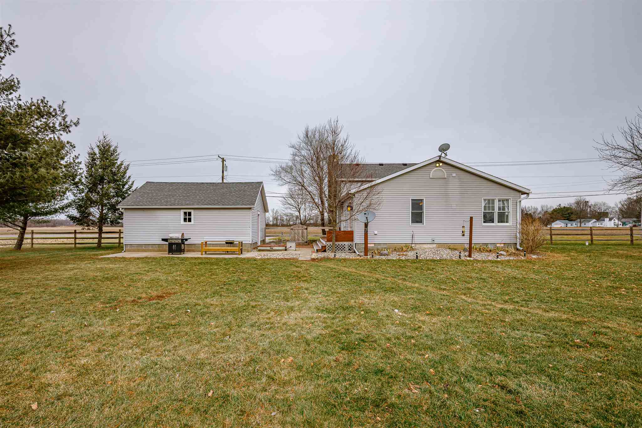 15850 Patterson Road Bremen, IN 46506 - Photo 35 of 36