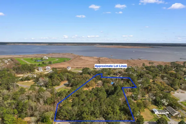 $625,000 | 402 Wilkinson Street, Georgetown, SC 29440