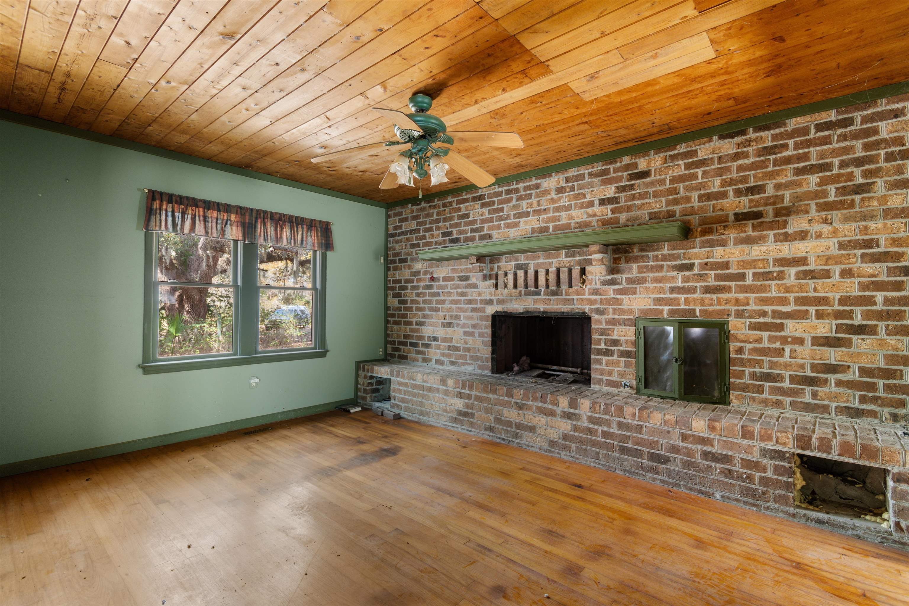 402 Wilkinson Street Georgetown, SC 29440 - Photo 6 of 47