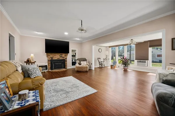 $395,000 | 12456 Highway 165, Glenmora, LA 71433