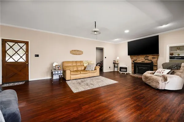 $395,000 | 12456 Highway 165, Glenmora, LA 71433