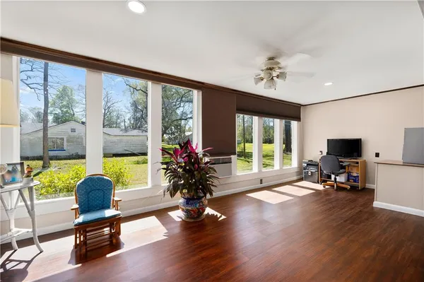 $395,000 | 12456 Highway 165, Glenmora, LA 71433
