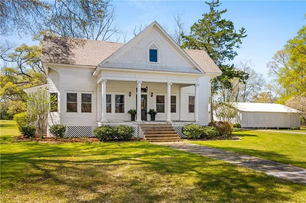 $395,000 | 12456 Highway 165, Glenmora, LA 71433