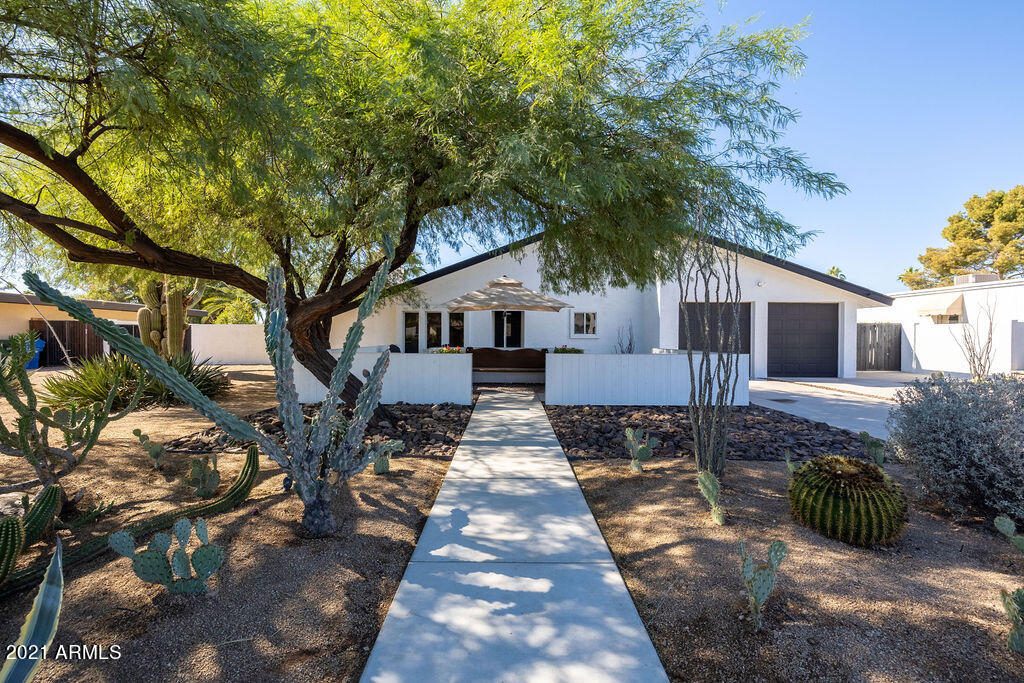 608 East Deepdale Road Phoenix, AZ 85022 - Photo 1 of 76 608EDeepdaleRd-81