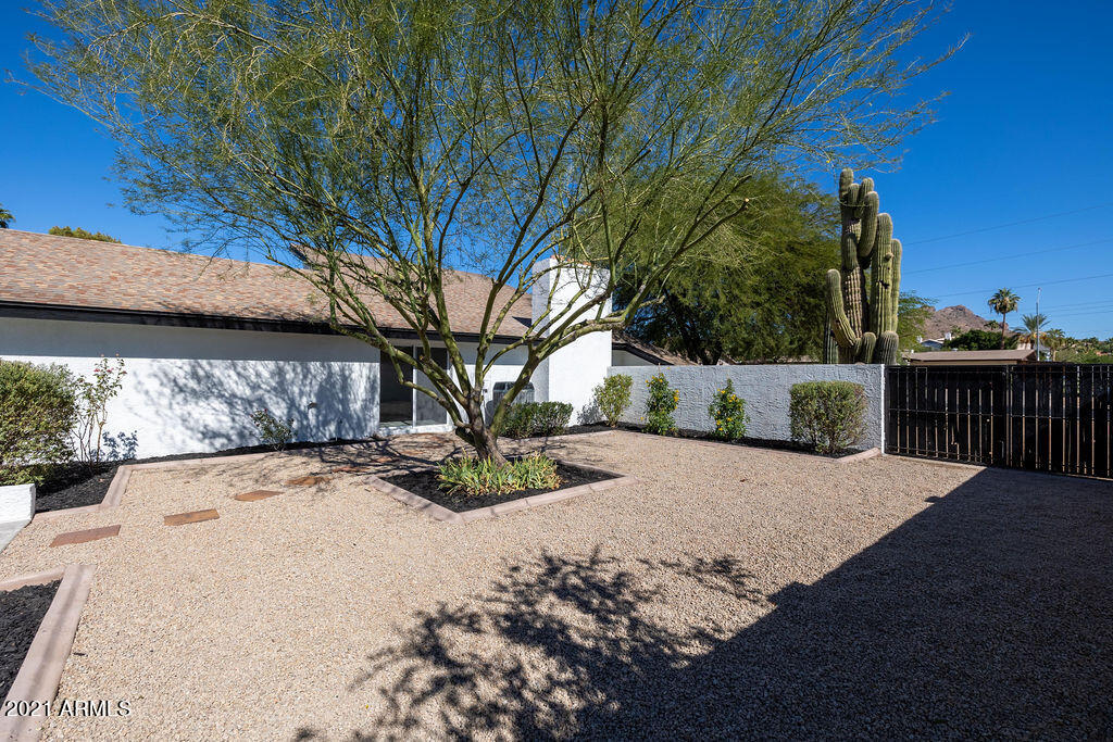 608 East Deepdale Road Phoenix, AZ 85022 - Photo 46 of 76 608EDeepdaleRd-39