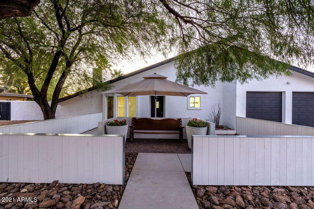 608 East Deepdale Road Phoenix, AZ 85022 - Photo 74 of 76 608EDeepdaleRd-91