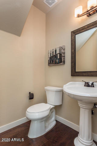 4009 East Osborn Road Phoenix, AZ 85018 - Photo 7 of 20 20200325160520243277000000-o