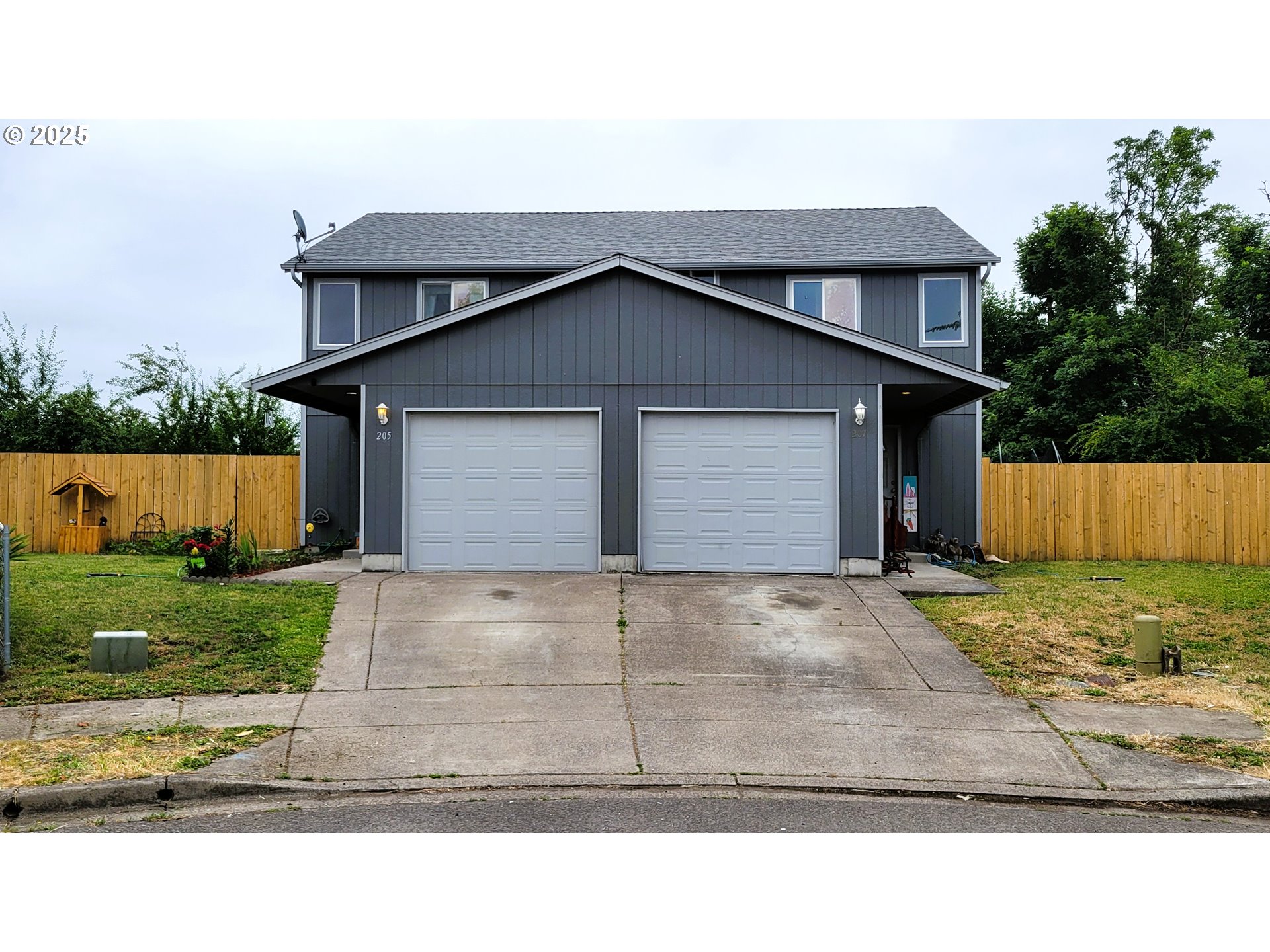 205-207 South 47th Street Springfield, OR 97478 - Photo 1 of 15 Gallery Image 1