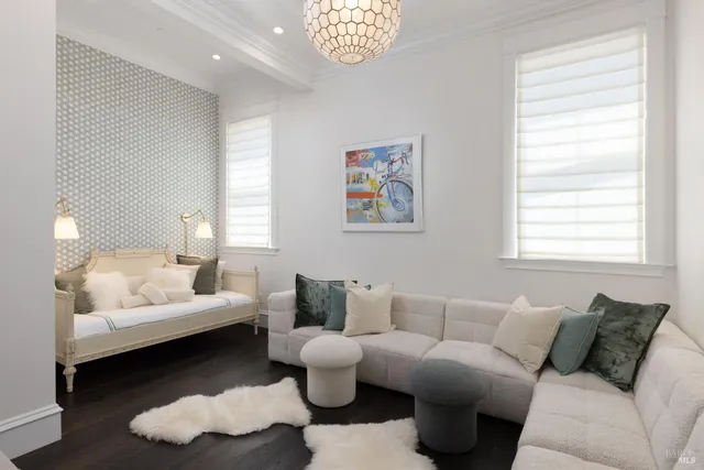 $28,000,000 | 201 Bridgeway, Sausalito, CA 94965