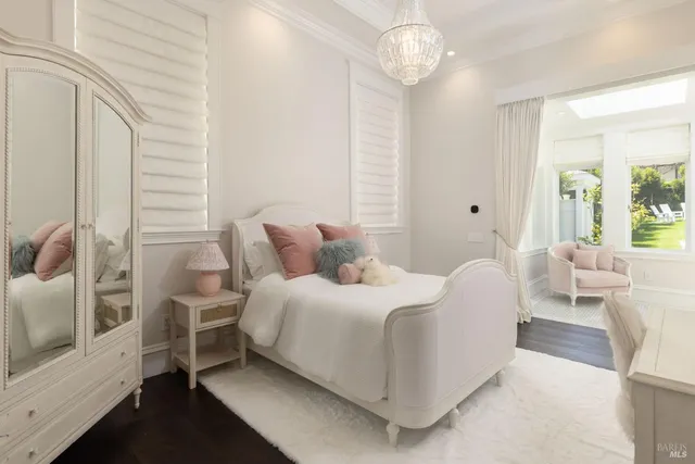 $28,000,000 | 201 Bridgeway, Sausalito, CA 94965