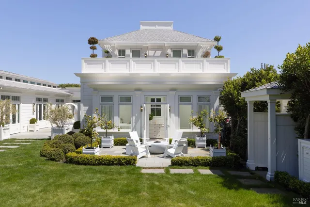 $28,000,000 | 201 Bridgeway, Sausalito, CA 94965