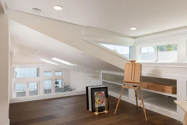 $28,000,000 | 201 Bridgeway, Sausalito, CA 94965