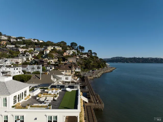 $28,000,000 | 201 Bridgeway, Sausalito, CA 94965