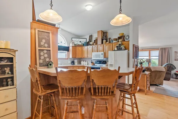 $496,000 | 6580 Tower Road Southwest, Kensington, MN 56343