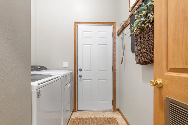 $496,000 | 6580 Tower Road Southwest, Kensington, MN 56343