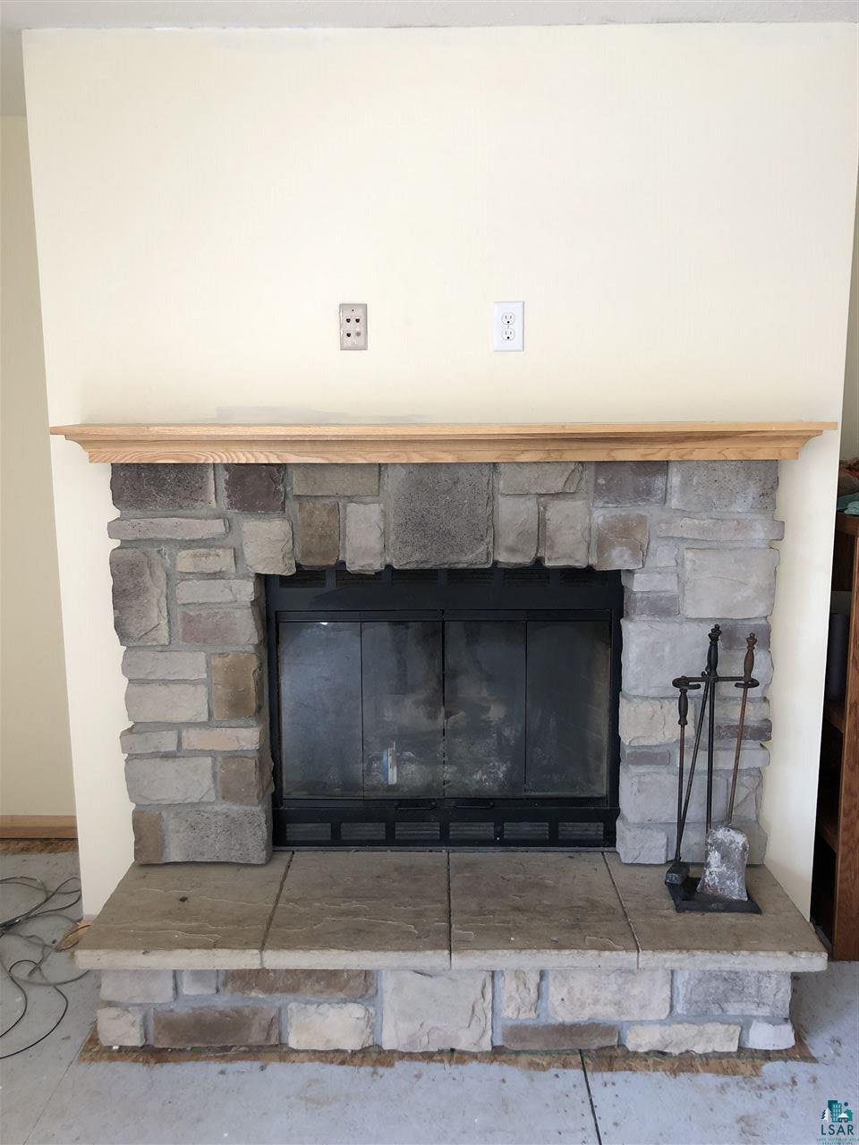 143 East Shilhon Road Duluth, MN 55804 - Photo 9 of 11