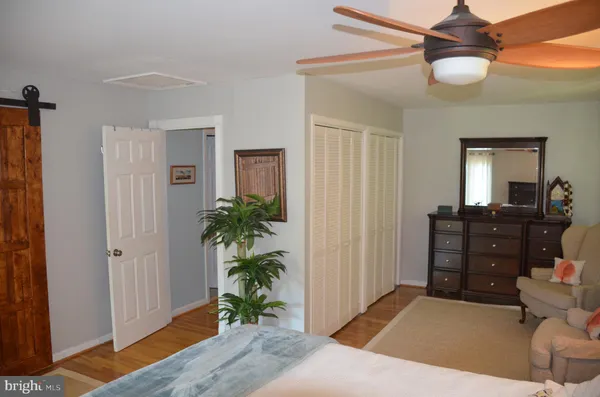 $5,000 | 8705 Yardley Drive, Alexandria, VA 22308