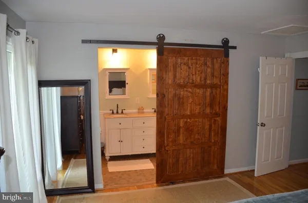 $5,000 | 8705 Yardley Drive, Alexandria, VA 22308