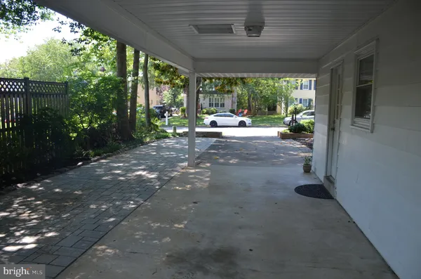 $5,000 | 8705 Yardley Drive, Alexandria, VA 22308