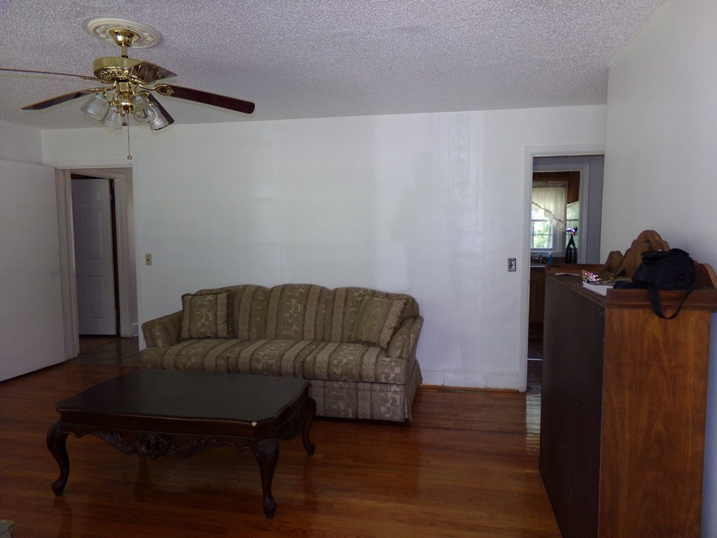 4005 Trinity Road Lynchburg, SC 29080 - Photo 6 of 29 Gallery Image 6