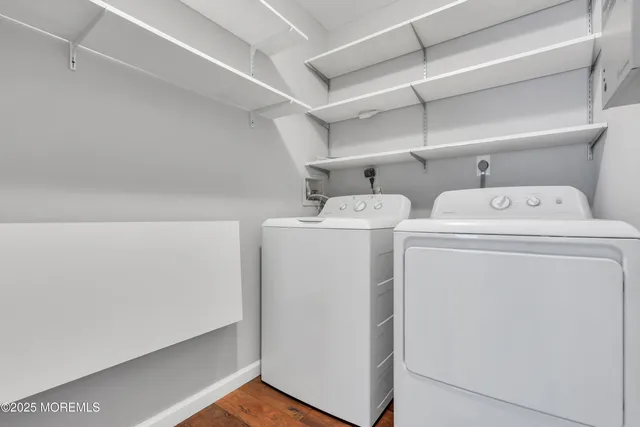 $529,900 | 120 Everest Drive South, Brick, NJ 08724