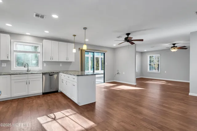 $529,900 | 120 Everest Drive South, Brick, NJ 08724