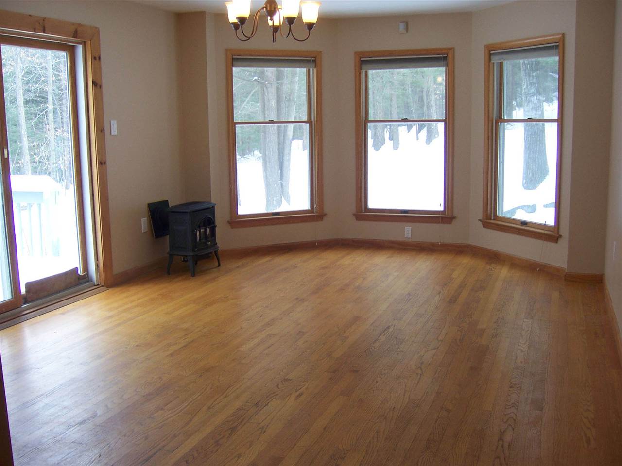 179 Hemlock Road Vernon, VT 05354 - Photo 3 of 18 Gallery Image 3