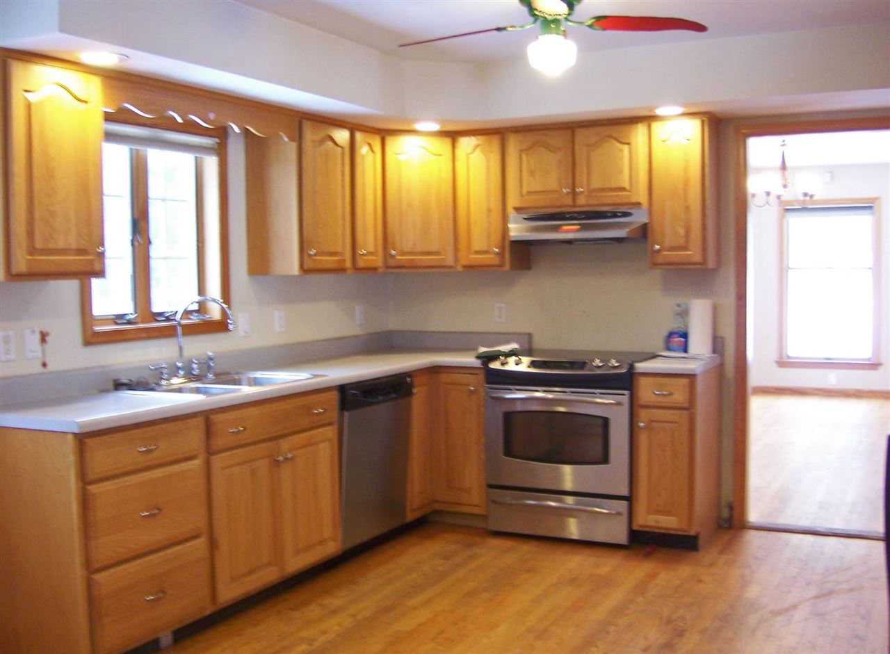 179 Hemlock Road Vernon, VT 05354 - Photo 5 of 18 Gallery Image 5
