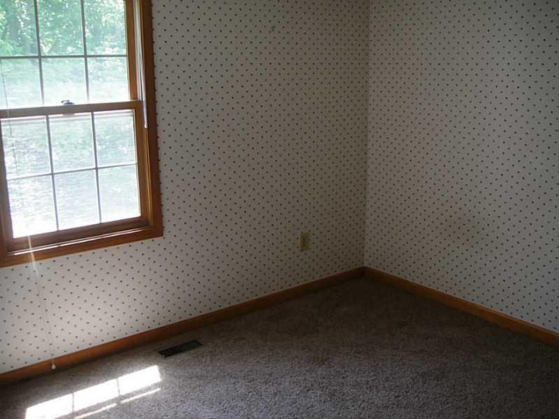 10733 Thistle Ridge Fishers, IN 46038 - Photo 14 of 18 Gallery Image 14