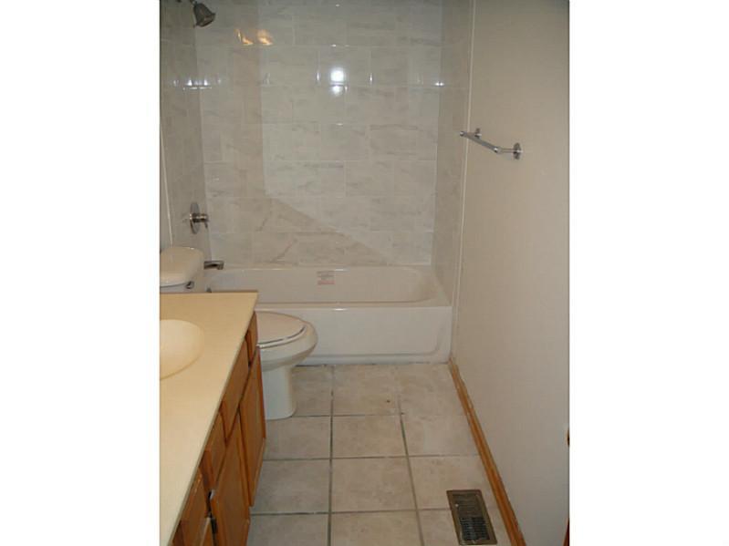 10733 Thistle Ridge Fishers, IN 46038 - Photo 15 of 18 Gallery Image 15