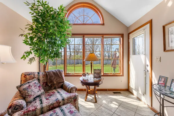 $575,000 | 2534 Chestnut Street, Columbus, IN 47201