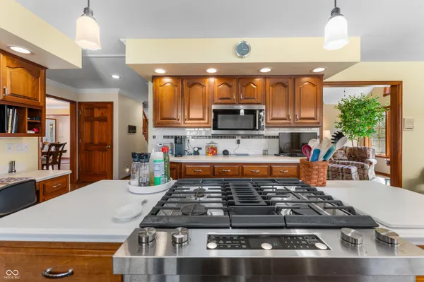 $575,000 | 2534 Chestnut Street, Columbus, IN 47201