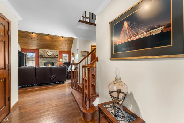 $575,000 | 2534 Chestnut Street, Columbus, IN 47201