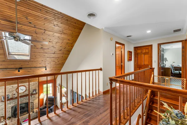 $575,000 | 2534 Chestnut Street, Columbus, IN 47201