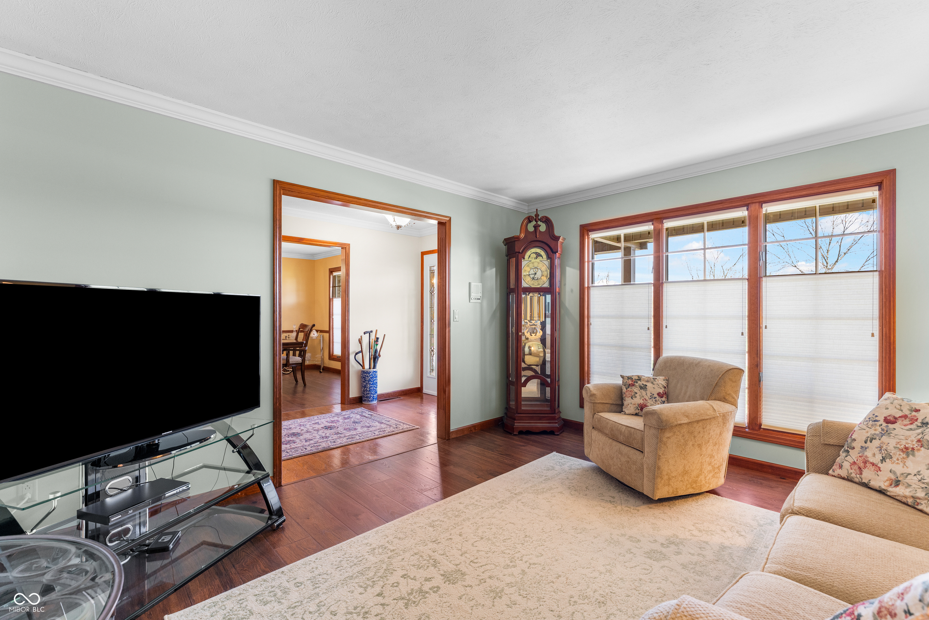 2534 Chestnut Street Columbus, IN 47201 - Photo 6 of 86