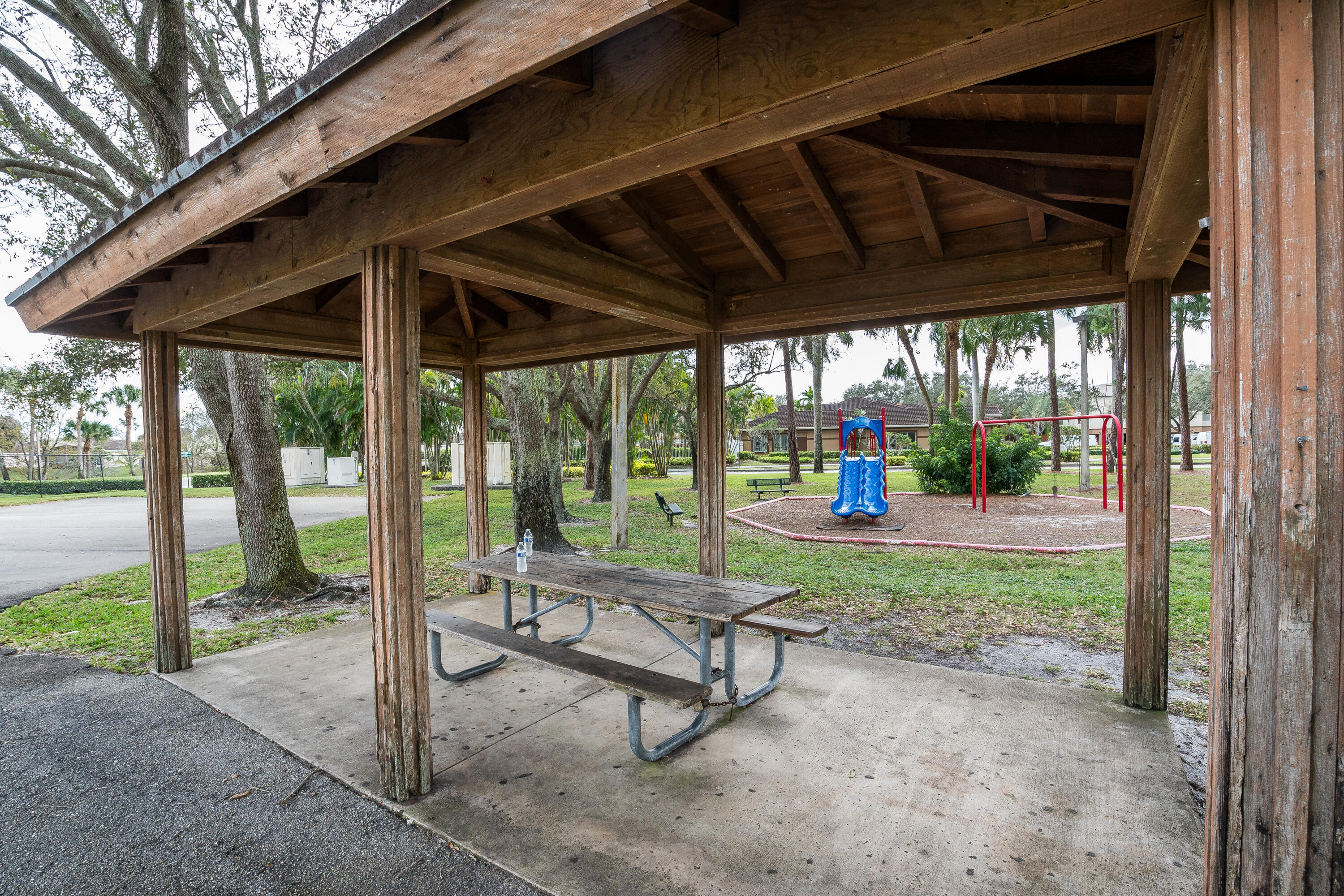 236 Malibu Circle Greenacres, FL 33413 - Photo 34 of 51 Amenities