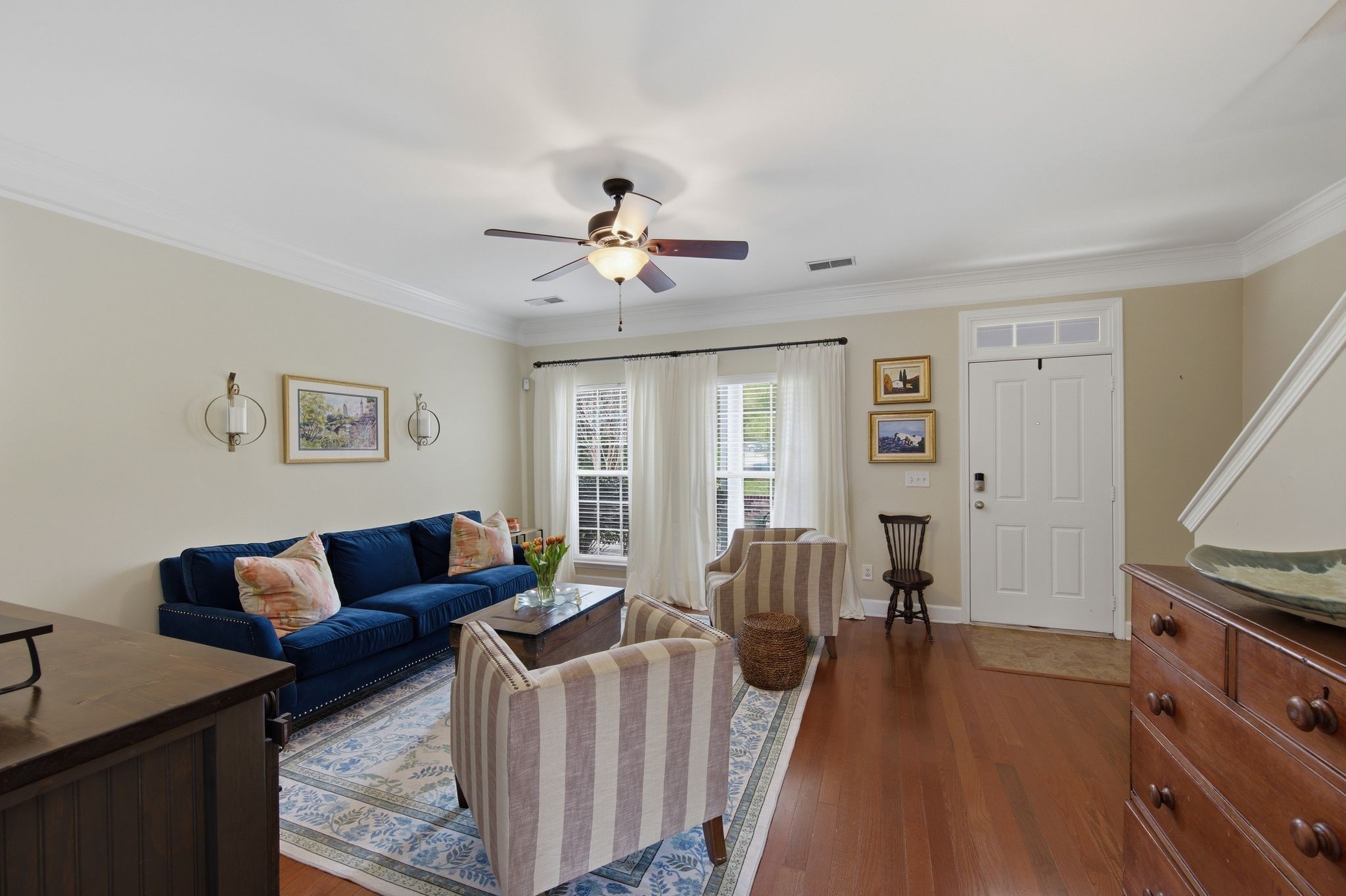 1505 Tolkien Lane Nashville, TN 37211 - Photo 7 of 27 a living room with furniture and a flat screen tv