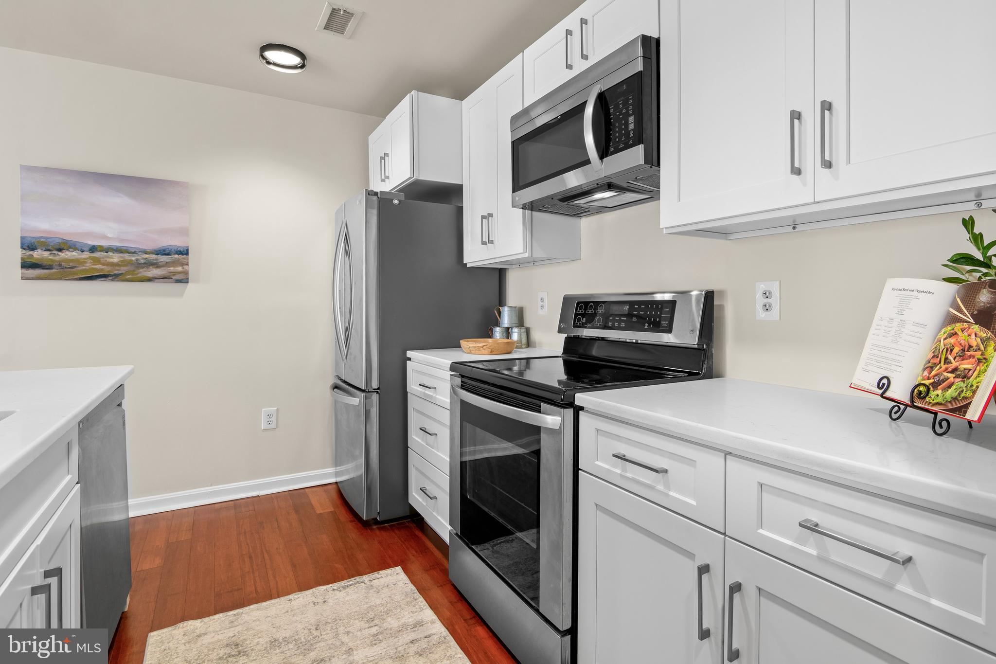 2702 Lighthouse Point East, Unit 631 Baltimore, MD 21224 - Photo 11 of 41