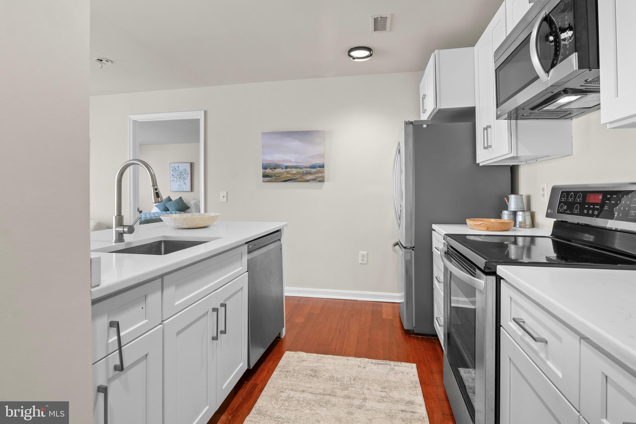 2702 Lighthouse Point East, Unit 631 Baltimore, MD 21224 - Photo 10 of 41