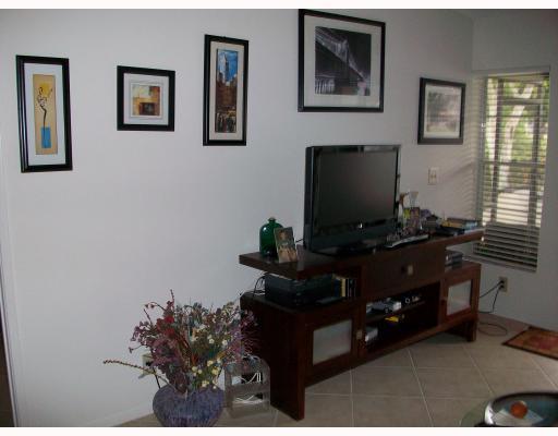 18532 Hidden Way, Unit C Boca Raton, FL 33496 - Photo 5 of 8 Additional Photo