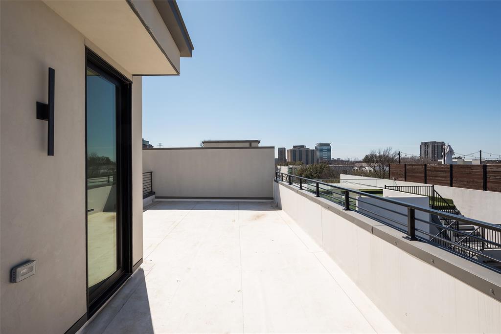 3515 Edgewater Street Dallas, TX 75205 - Photo 35 of 40 a view of a terrace with sky view
