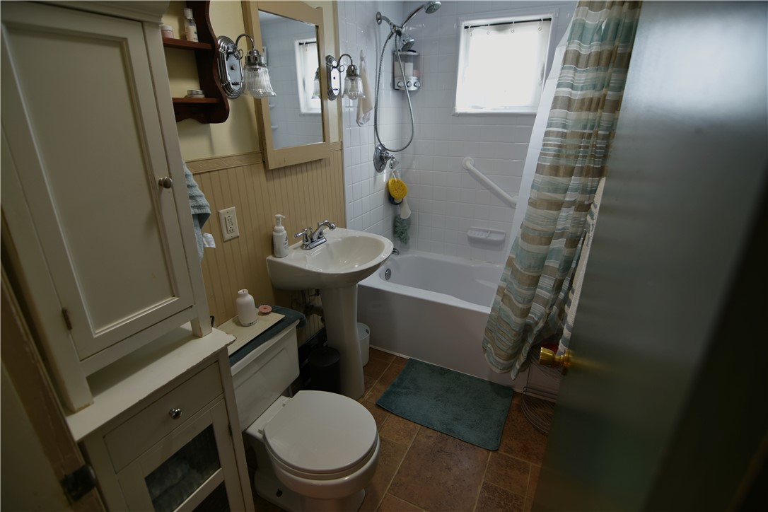 80 Newport Street Woonsocket, RI 02895 - Photo 11 of 21 Gallery Image 11