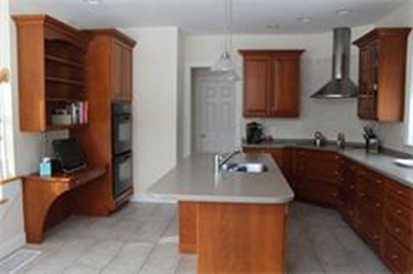 7 Village Road Pepperell, MA 01463 - Photo 4 of 15 Gallery Image 4