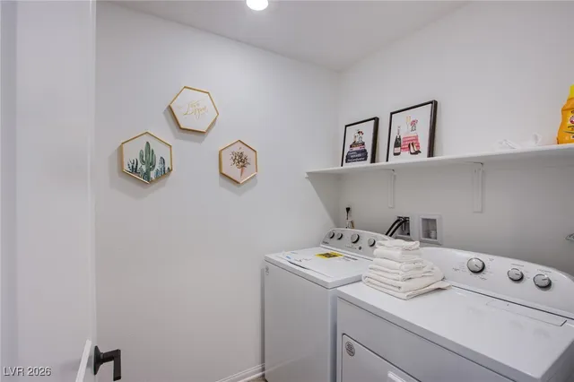 $3,000 | 7378 Crown Landing Street, Las Vegas, NV 89113