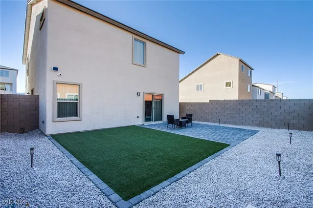 $3,000 | 7378 Crown Landing Street, Las Vegas, NV 89113