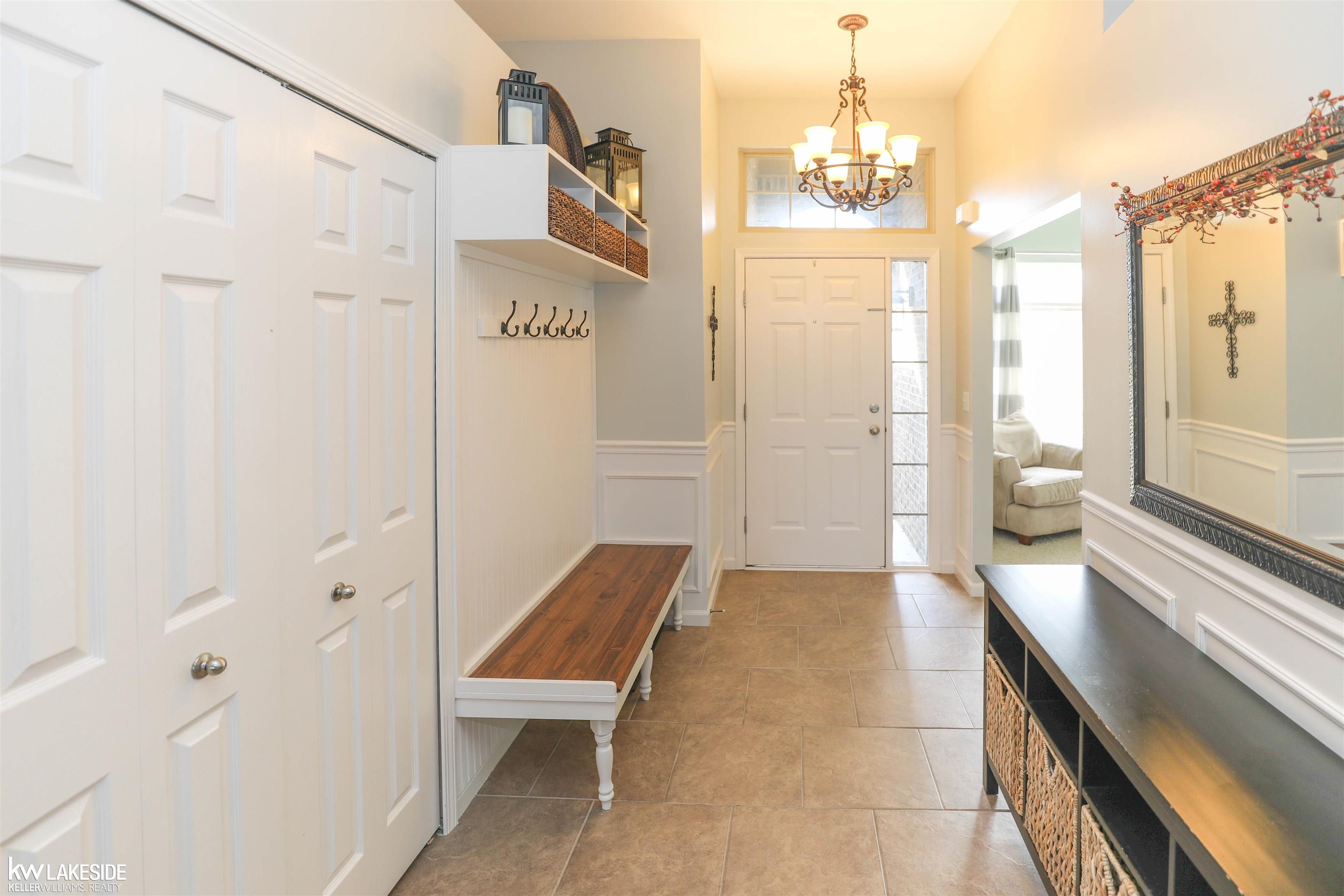 16455 Moore Park Road Macomb, MI 48044 - Photo 10 of 50 50122221-9.JPG