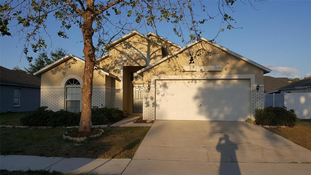 5346 Watson Road Riverview, FL 33578 - Photo 1 of 1 a view of a house with basketball court
