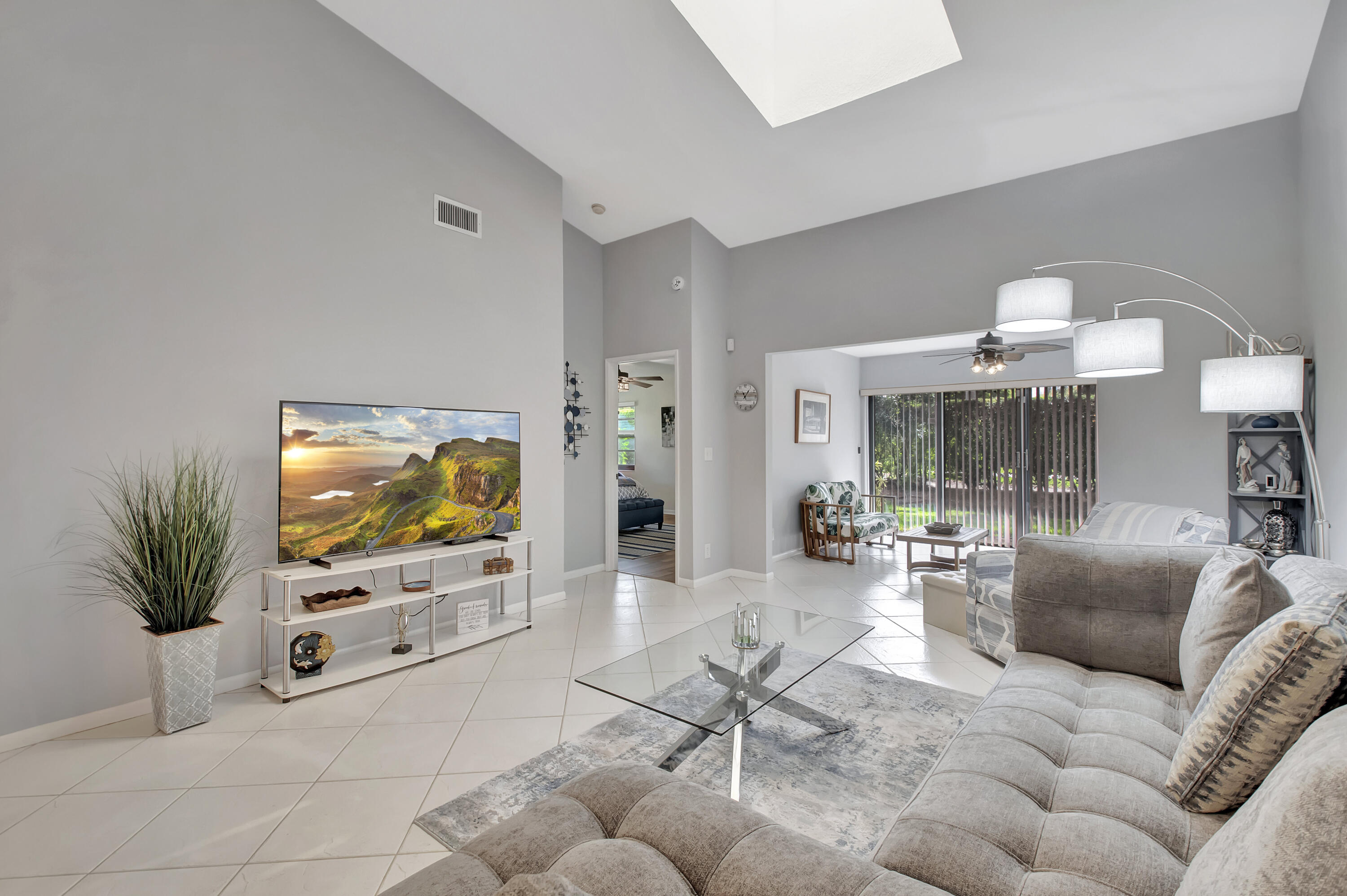 8199 Springlake Drive Boca Raton, FL 33496 - Photo 9 of 43 DSC_0061