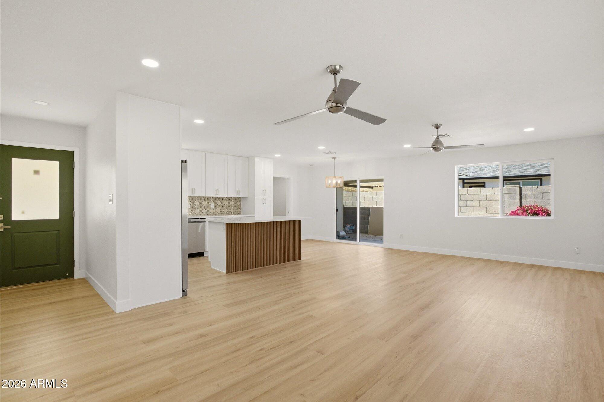 5222 West Hatcher Road Glendale, AZ 85302 - Photo 3 of 26 Gallery Image 3